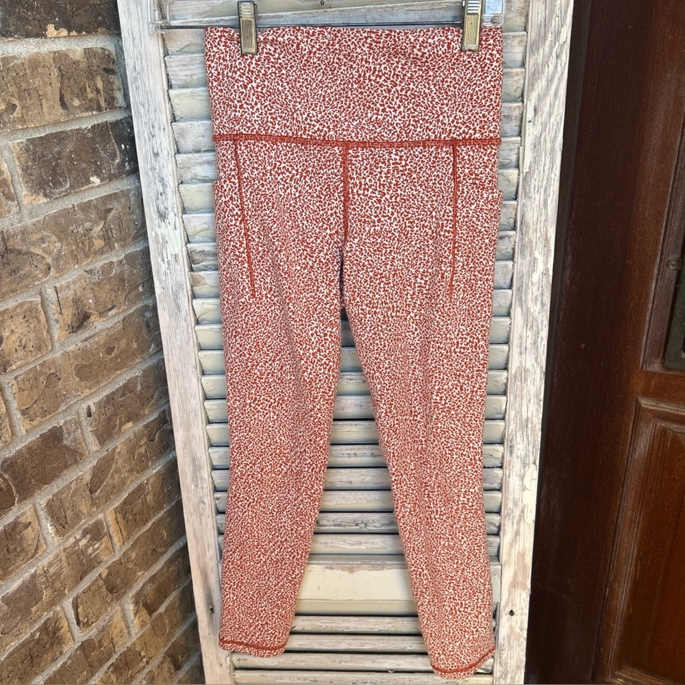 Athleta Salutation Stash Pocket II Textured 7/8 Tight SIZE XS Burnt Orange.